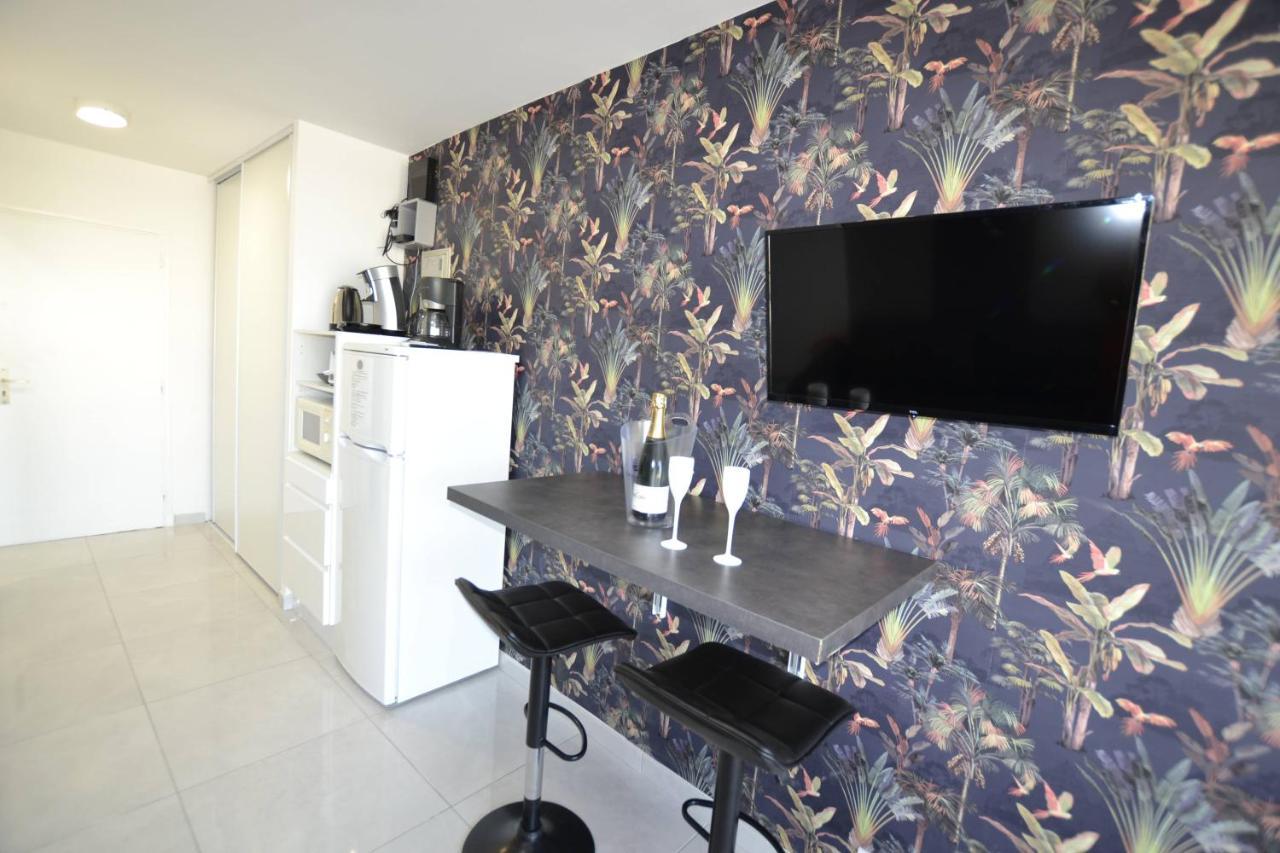 Studio Naturiste "Tropiques" Heliopolis Fg Agde Exterior photo