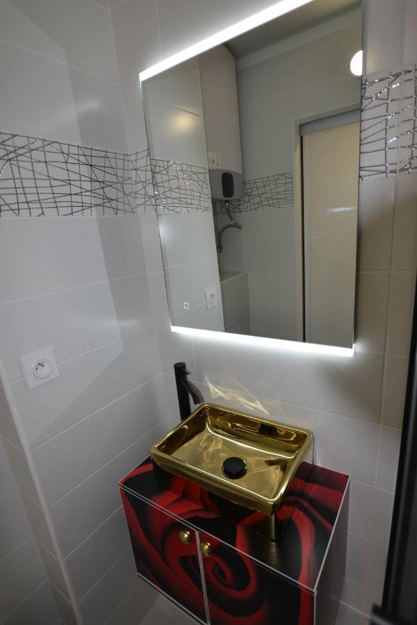 Studio Naturiste "Tropiques" Heliopolis Fg Agde Exterior photo